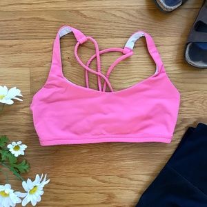 Lululemon | EUC pink "Free To Be" sports bra